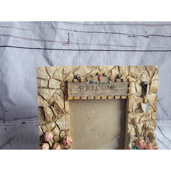 3D Gardener Design On Distressed-Stone Resin Tabletop Frame Fits 3x4.5" - Picture 3 of 10